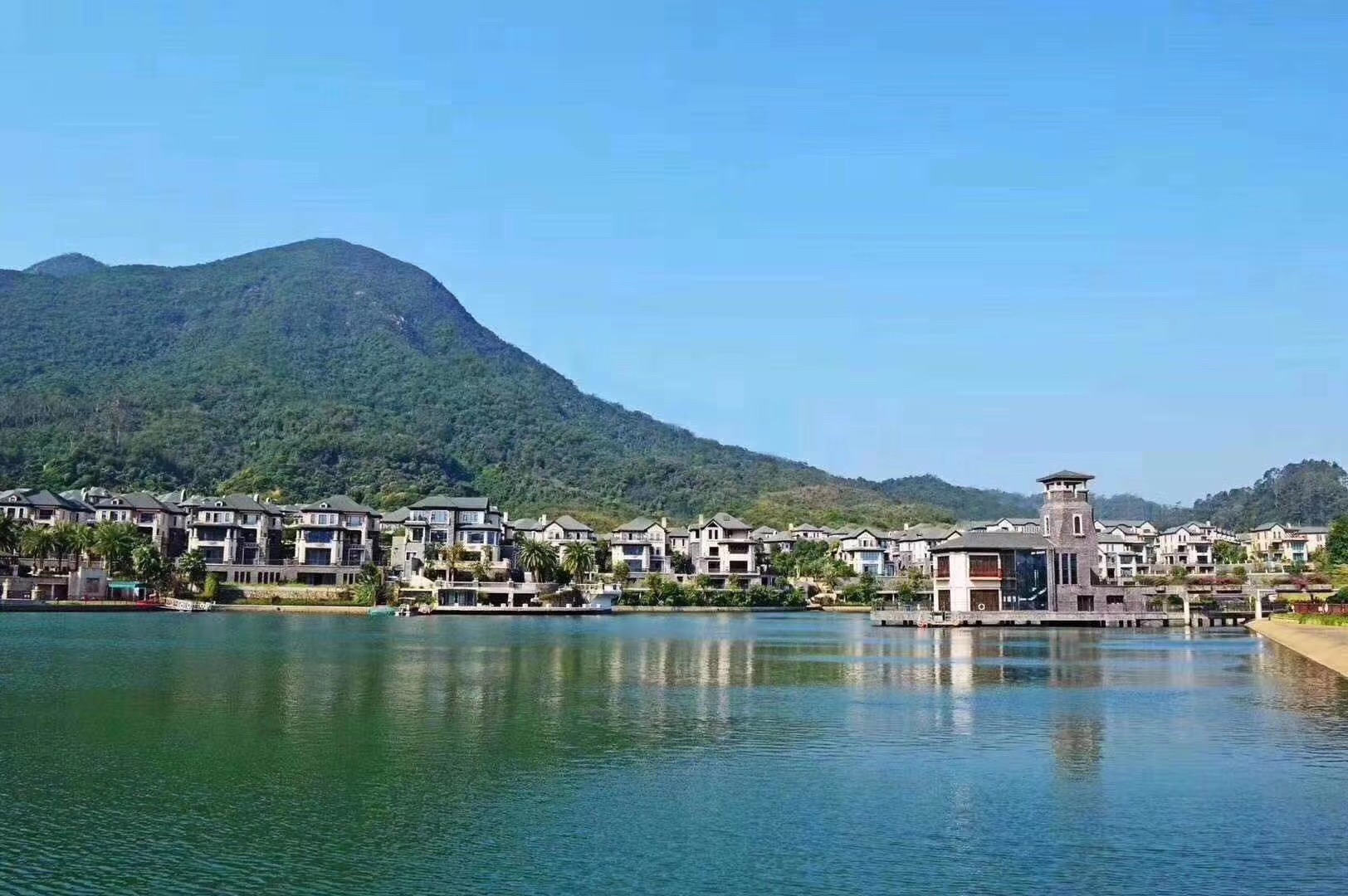 深圳松岗15分钟【观湖山庄】大岭山红本别墅首付75万起(图3)