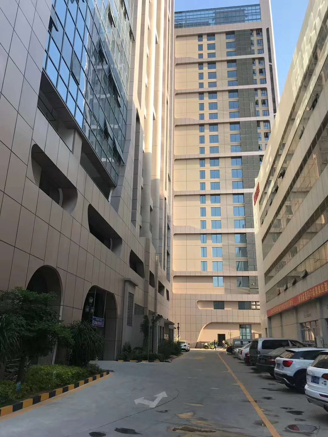 南山科技园旁【南山壹号】复试一房80万一套(图3)